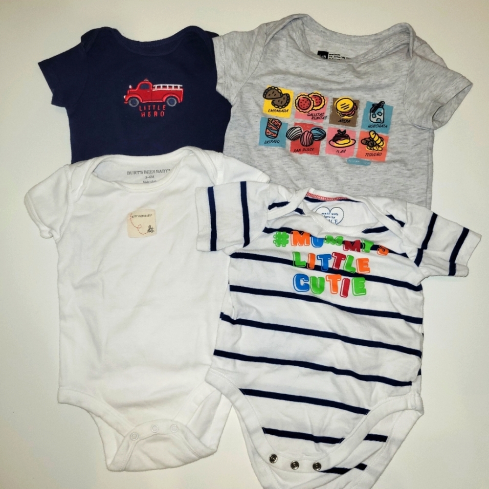 Set of 4 - Short Sleeved Bodysuits